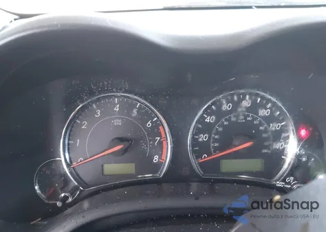 2012 Toyota Corolla S z USA, uszkodzony, nr VIN 2T1BU4EE1CC843790